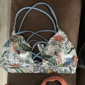 Victoria Sport Sports Bra